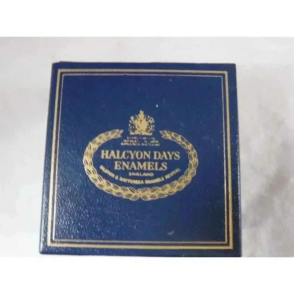 Enamel Box, Halcyon Days, St.‎ Valentines Day 1980,  Snuff Pill Jewelry Trinket